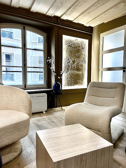 Salle d'attente_edited.jpg