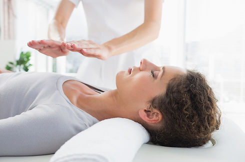 Reiki hands on healing session image