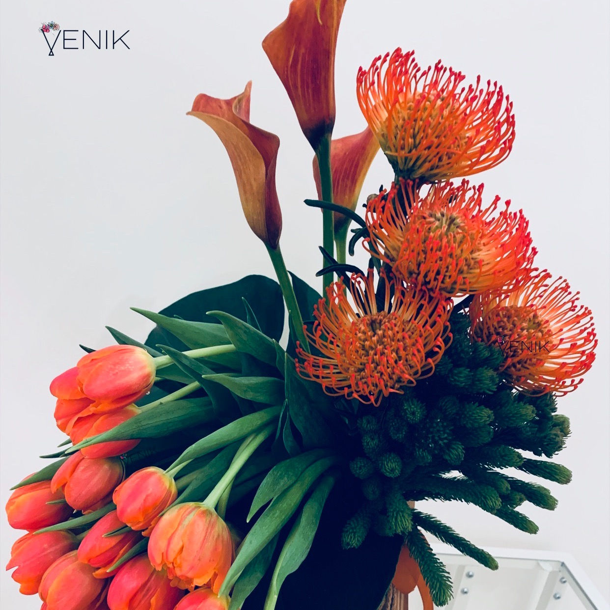 Заказать подписку на доставку цветов в Москве - оформить