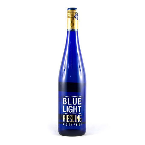 Blue Light Medium Sweet Riesling 75cl P4H