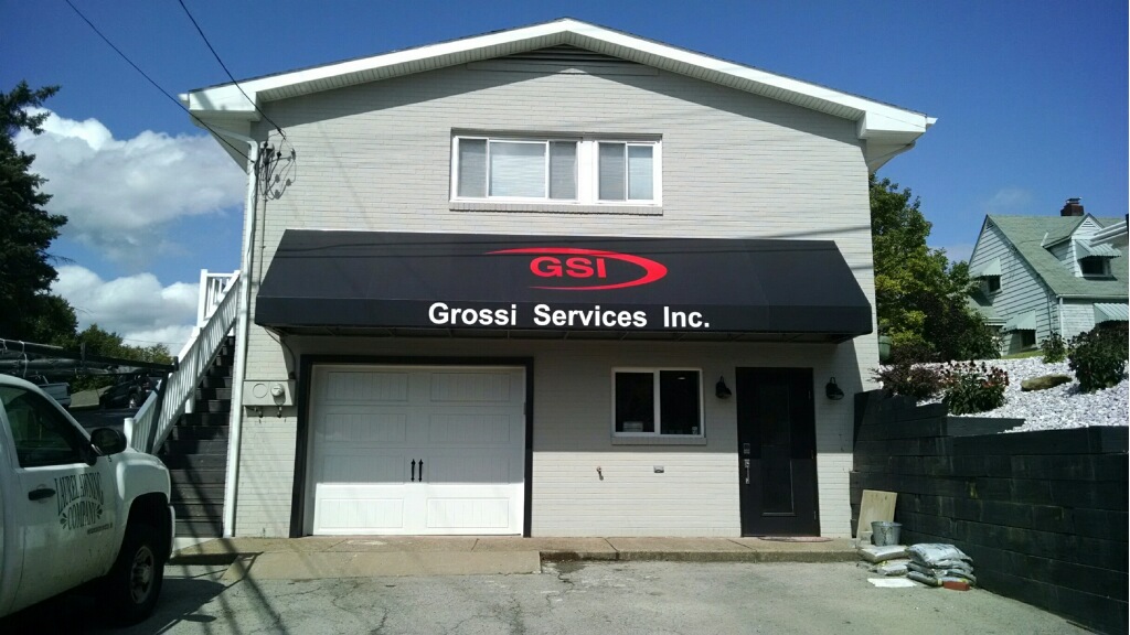 Commercial laurelawnings