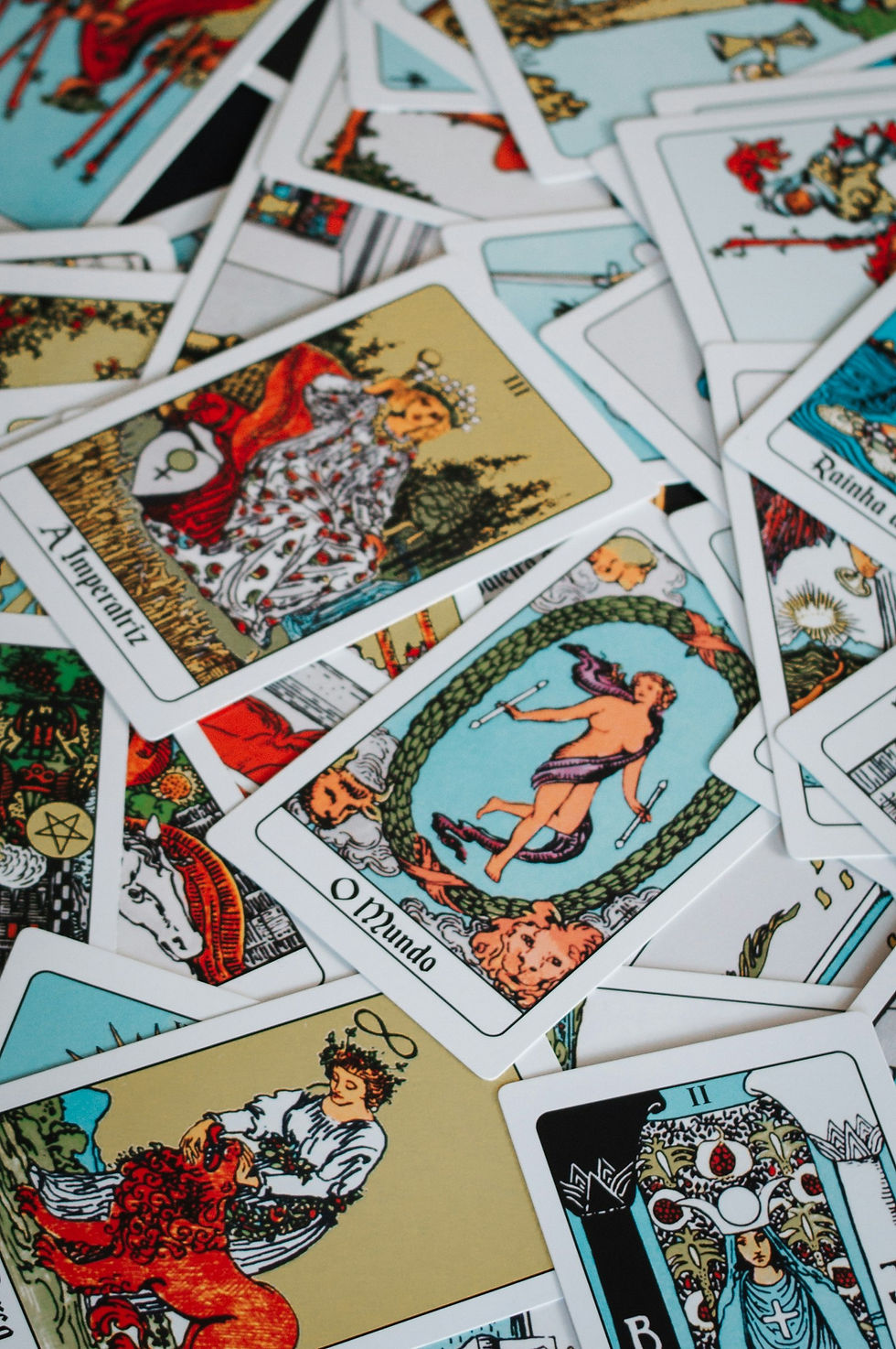 Tirage de cartes divinatoires