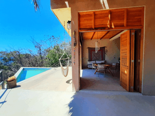House for sale with great Ocean views in Mazunte, Oaxaca.
