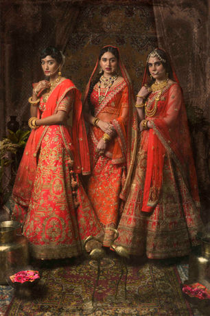 WNW - Best Bridal Lehenga in Kolkata & Designer Wear | Bridesmaid Lehengas, Designer Sarees | Handcrafted Originals, Trousseau Shopping, Bespoke Designs