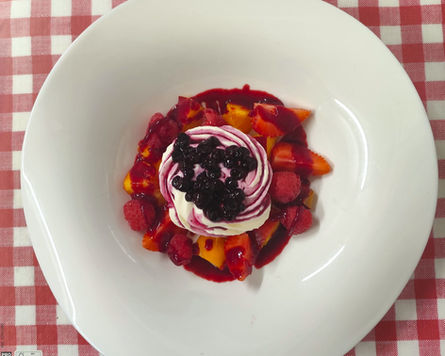 Pavlova aux fruits de saison