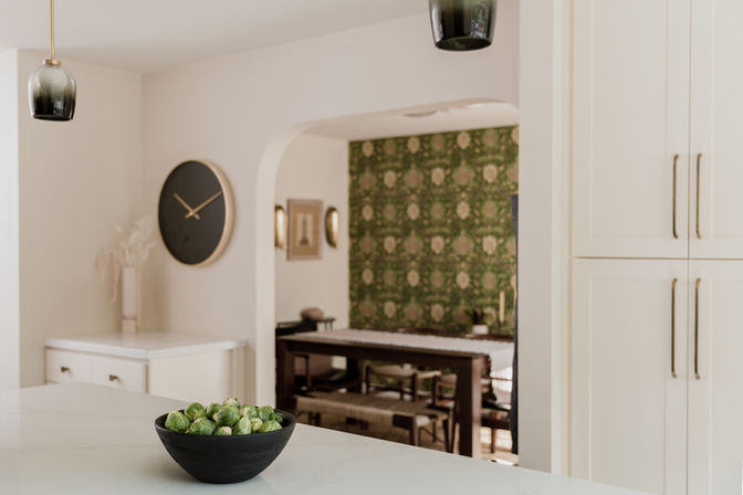 Clean and Bright Kitchen Remodel