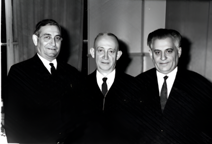 Братья Вайсман: Копель (слева), Лев, Давид (70-летие Льва Вайсмана, 1971 год, Кишинев)