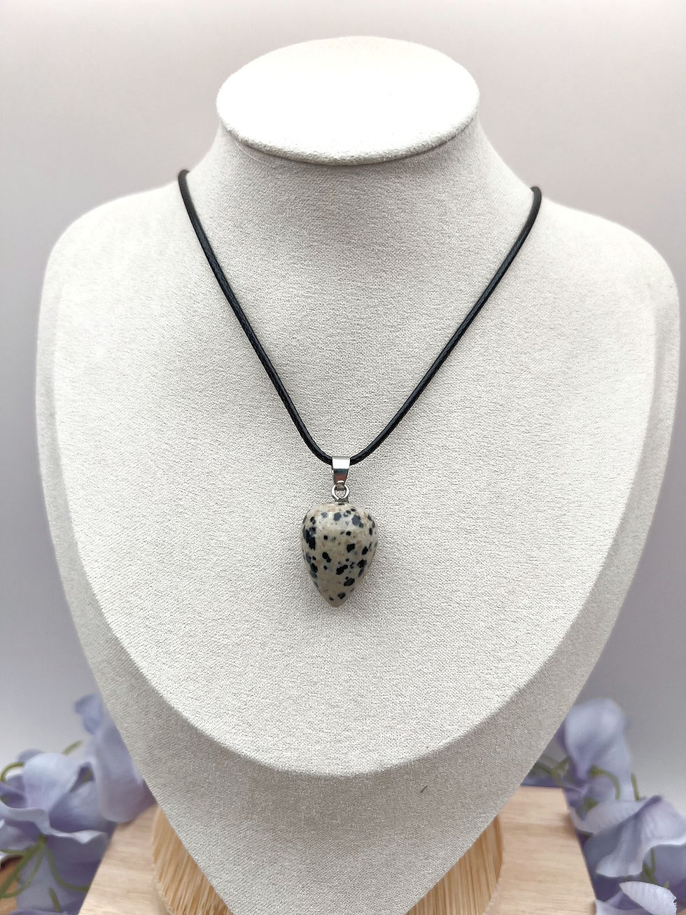 Miniatura: Teardrop Crystal Pendant Collection: Healing Stones for Balance and Style