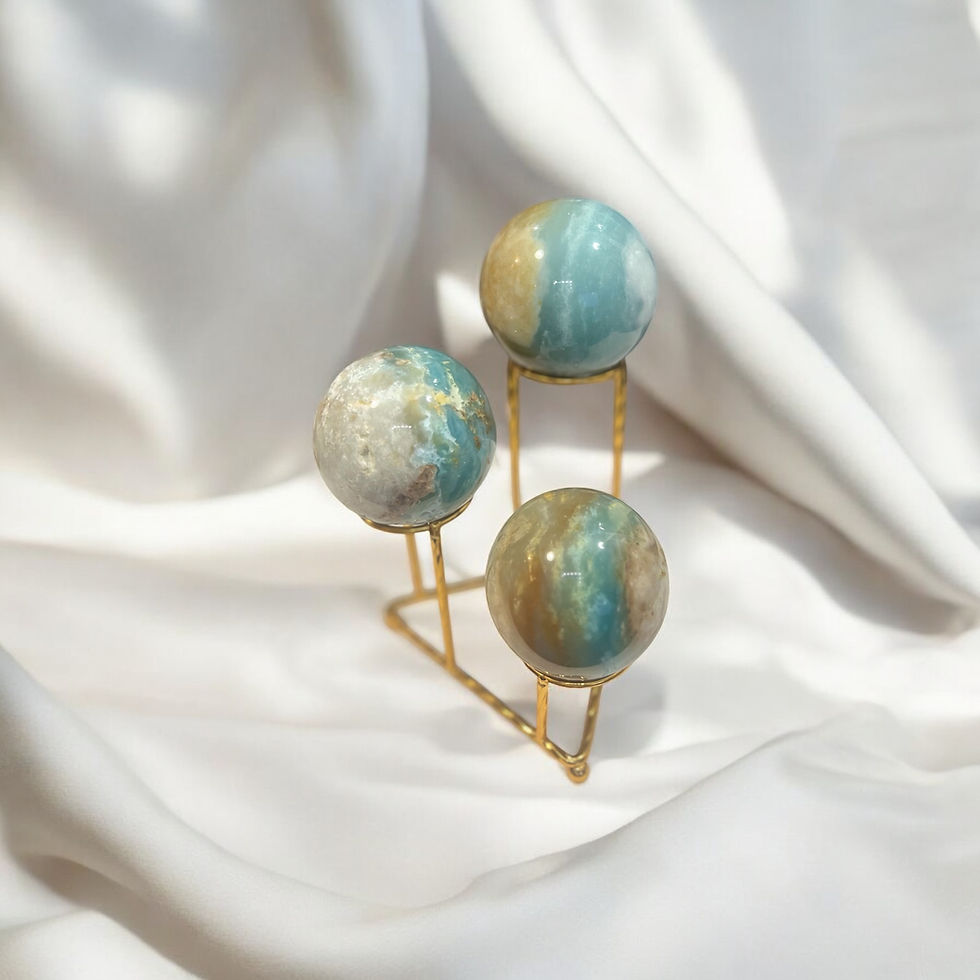 Miniatura: Serene Caribbean Calcite Spheres for Tranquility & Mindfulness