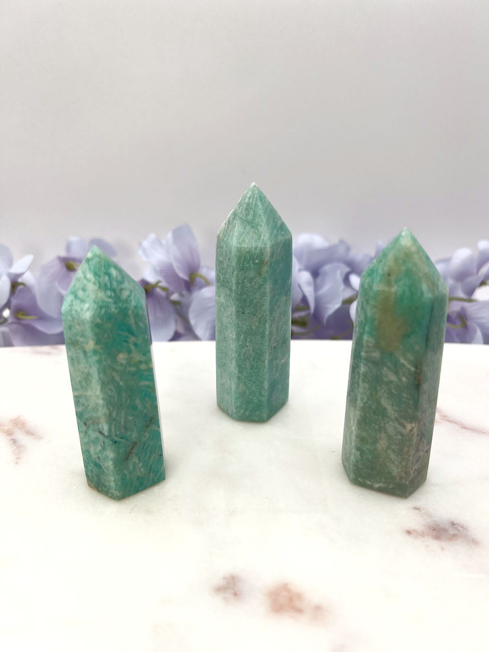 Miniatura: Amazonite Points: Awaken Your Truth and Enhance Communication