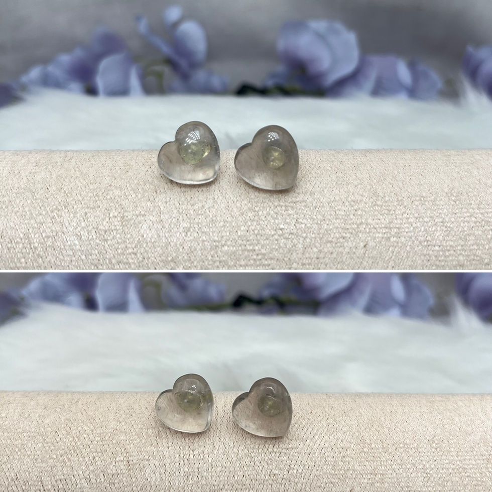 Miniatura: Clear Quartz Heart-Shaped Gemstone Earrings for Love & Healing