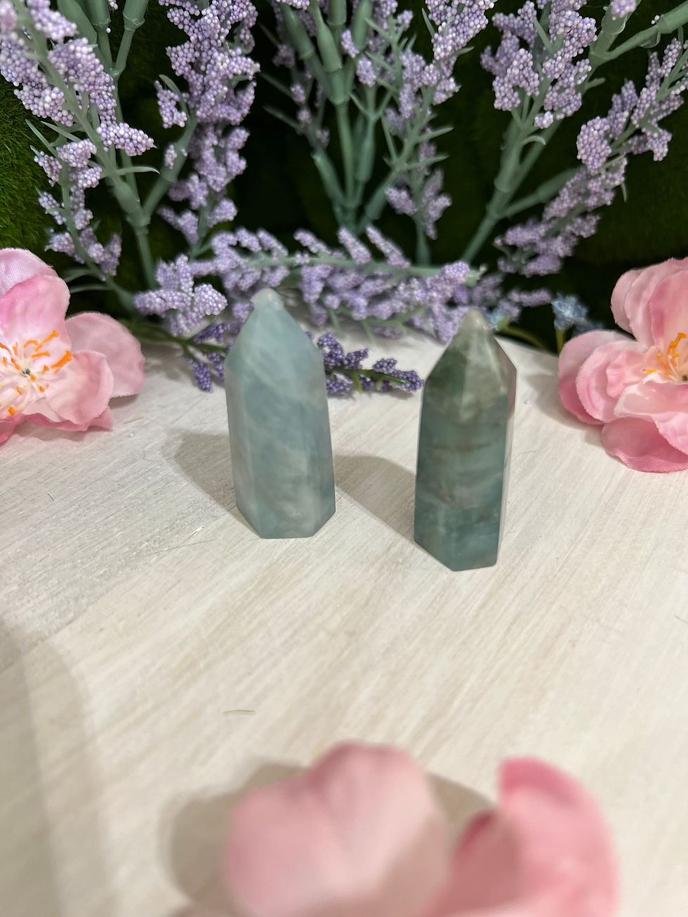 Miniatura: Aquamarine Points: Embrace Calm, Clarity & Inner Strength