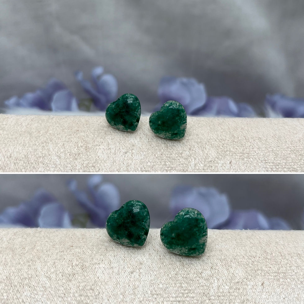 Miniatura: Fuchsite Heart-Shaped Gemstone Earrings for Love & Healing