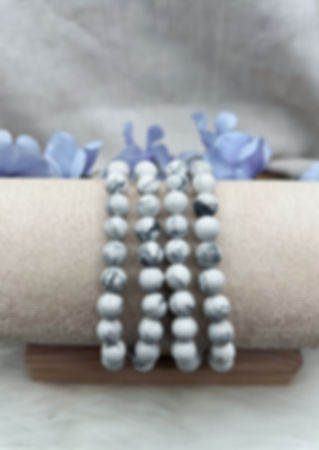 Howlite Bead Bracelet for Calm