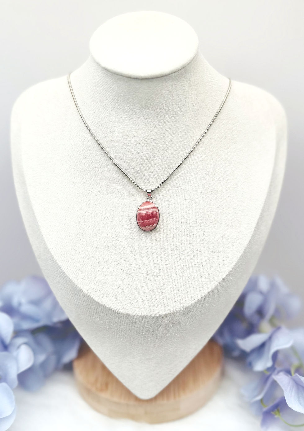 Miniatura: Rhodochrosite Love: Heart & Oval Crystal Pendant Collection