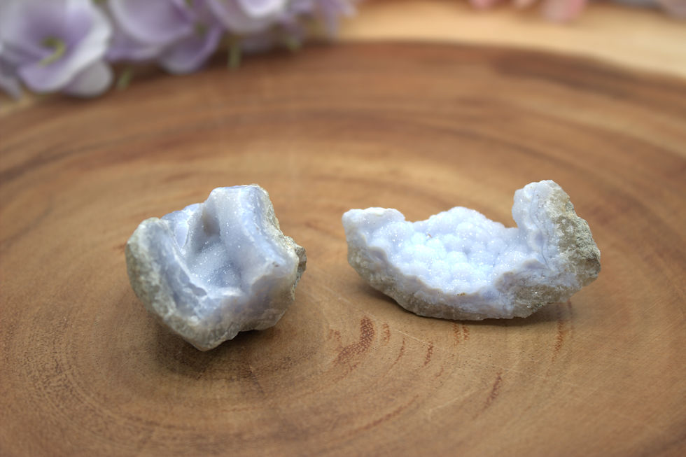 Miniatura: Calming Blue Lace Agate Geodes for Serenity & Balance