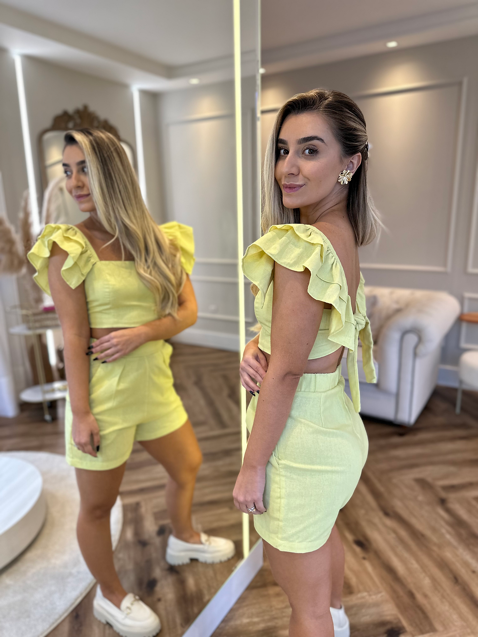 Miniatura: Cropped Agatha