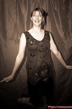 54364800_990232734511800_597798931084502