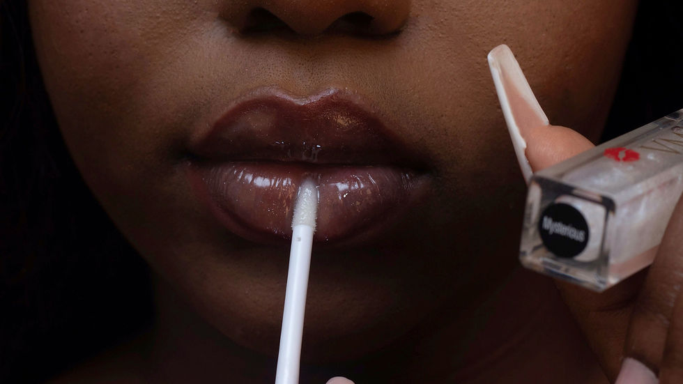 Thumbnail: Mysterious w/ Lipliner