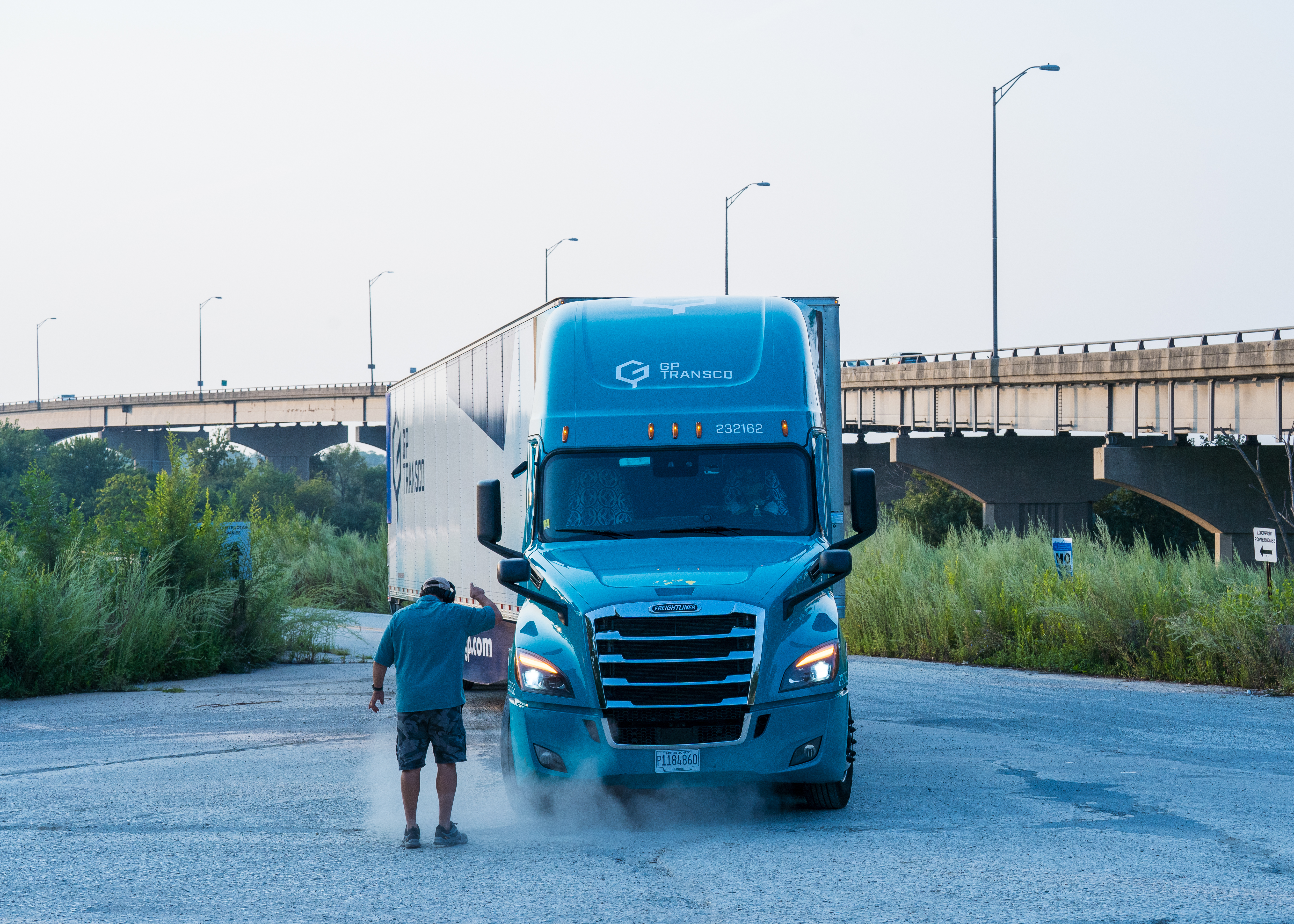 Revving Up Recruitment: Proven Truck Driver Shortage Solutions for a Thriving Career