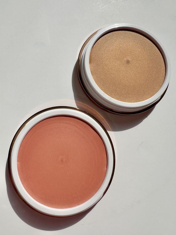 Miniatura: DANESSA MYRICKS BEAUTY Yummy Skin Blurring Balm Powder Lowlighter
