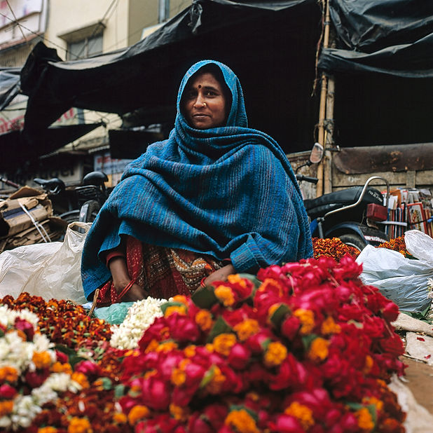 WOMEN BUSINESS OWNER