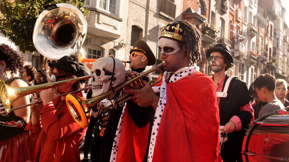 Halloween Parade de Forest