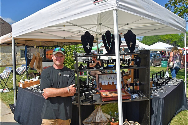 jeremy at farm market.jpeg