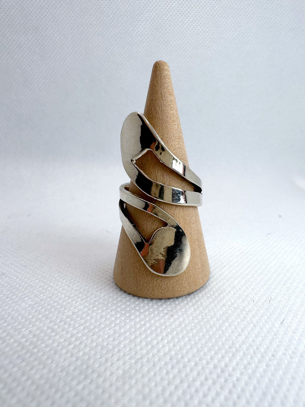 Sela  Ring