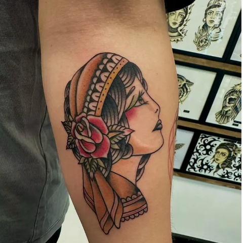 @dappa_ink – Tattooing for 9 years, creating work in traditional, script, and blackwork. Bringing lots of flash designs and taking walk-ups all day on the Sacred Heart stand.