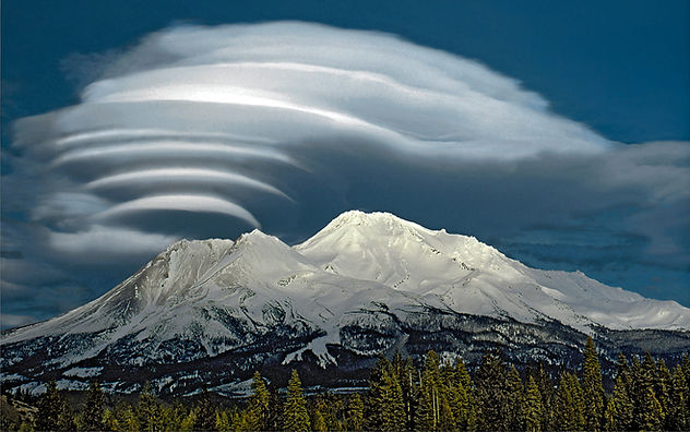 MOUNTAIN_MAGIC.jpg