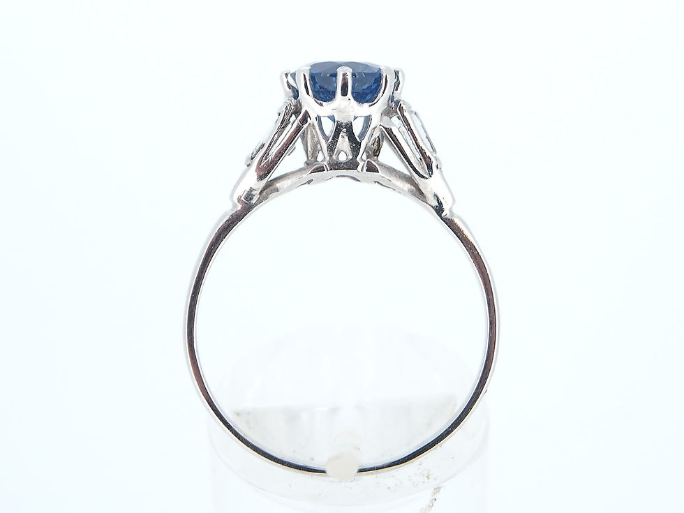 Thumbnail: Sapphire with Diamond ring