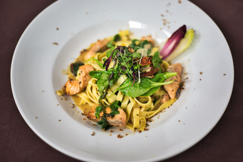 Both locations - fettuccine con salmone.jpeg