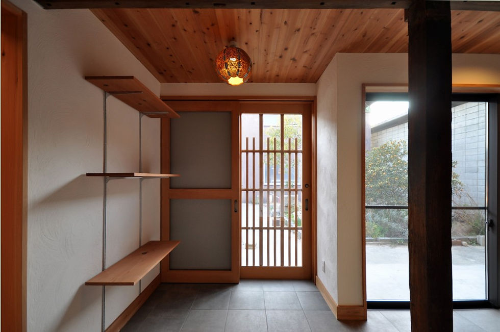 改修後　玄関内