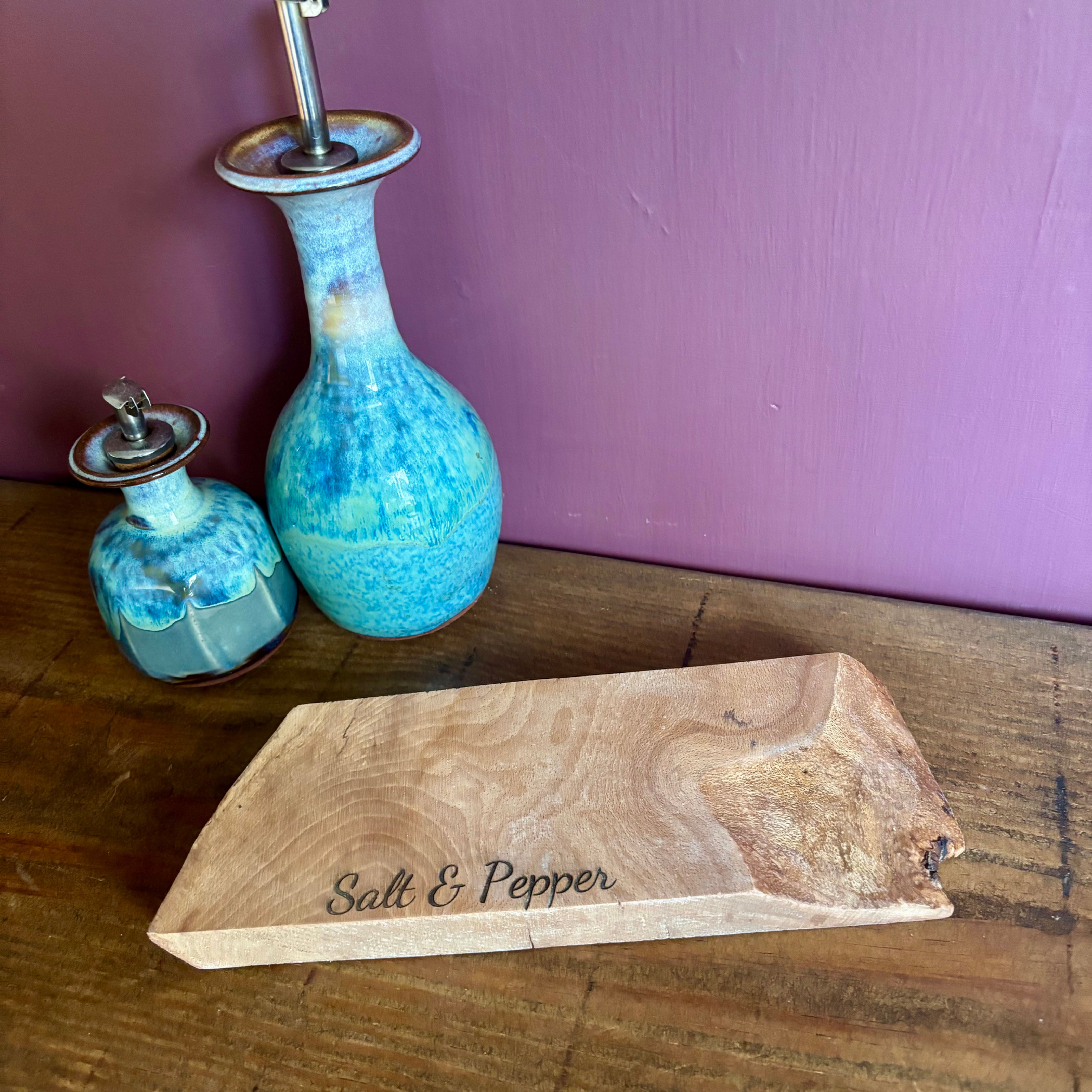 Beech salt & Pepper stand