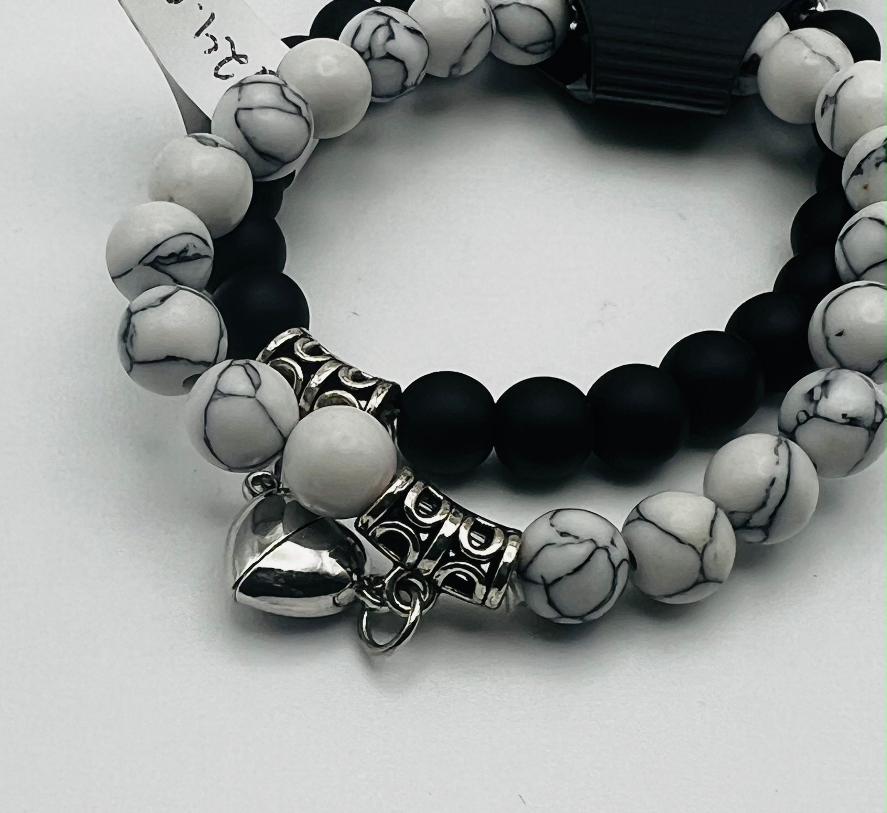 Pair of Howlite & Onyx Connecting Bracelet