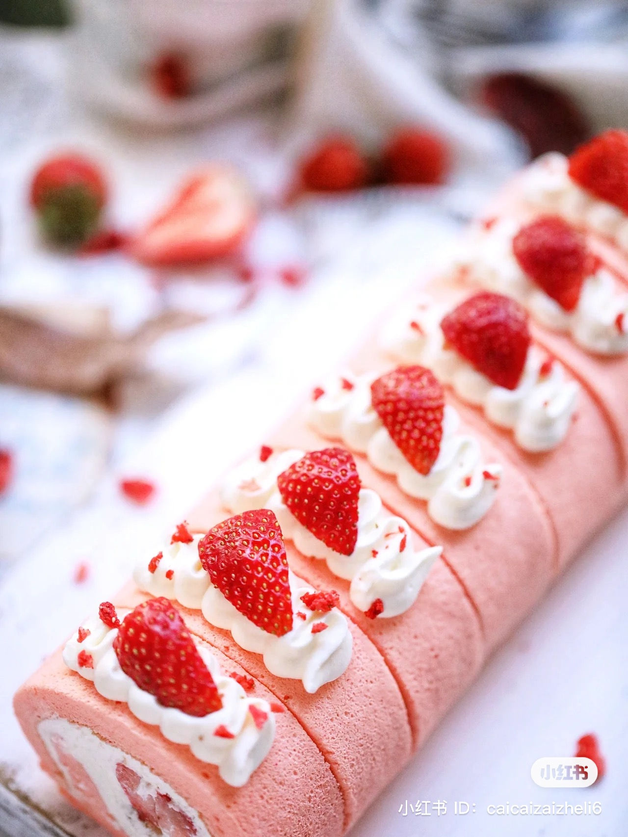 👩🏻草莓多多蛋糕卷
