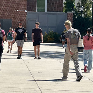 SU students celebrate first week of classes