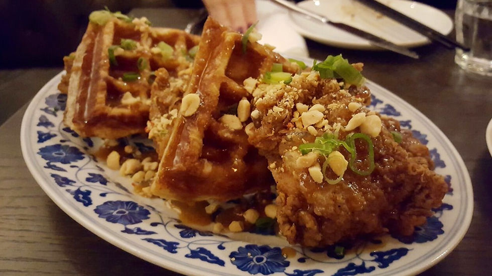 R&D Spadina - Food Review - Fried Chicken & Waffles