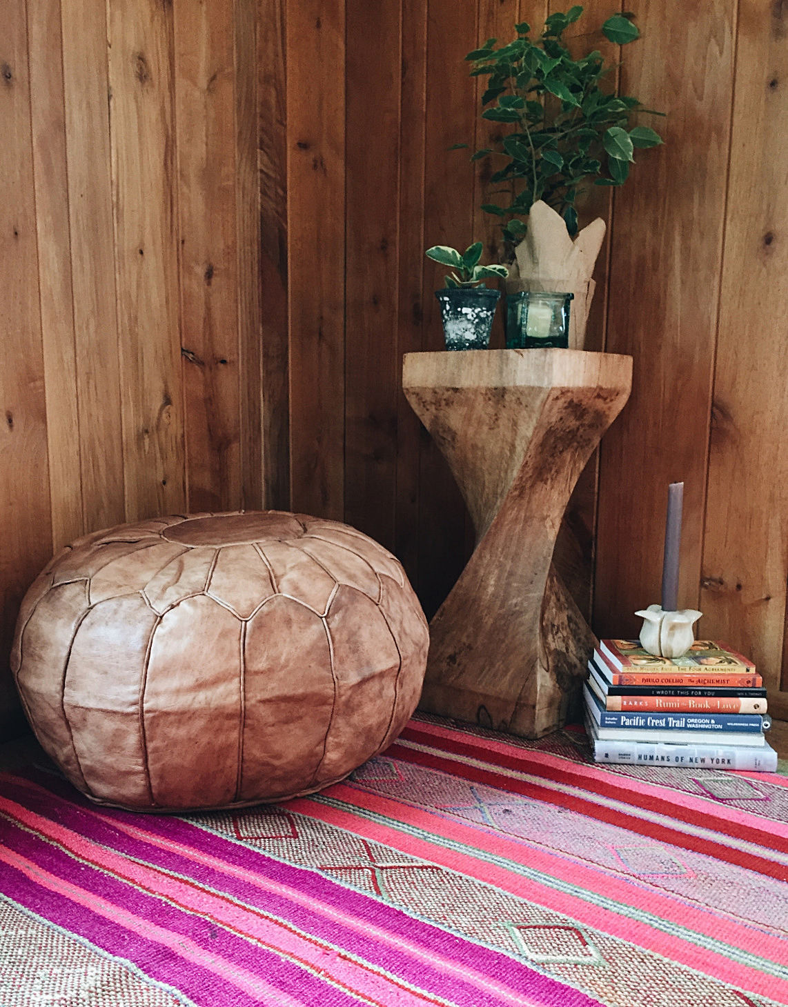 morrocan leather pouf