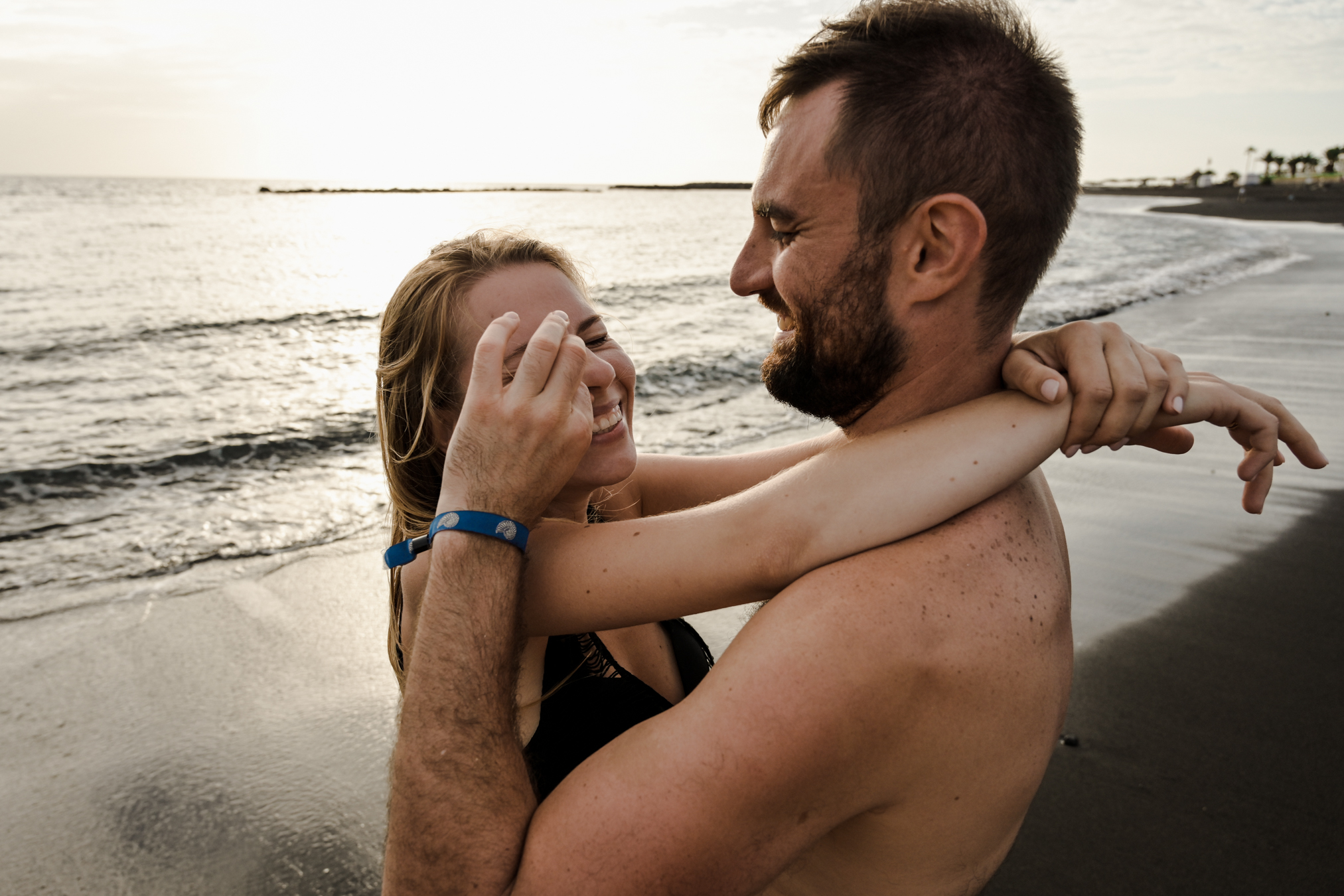 Fotografía en Tenerife por Studio8X8 Fotografía para parejas. Sesiones fotográficas de cosmic love