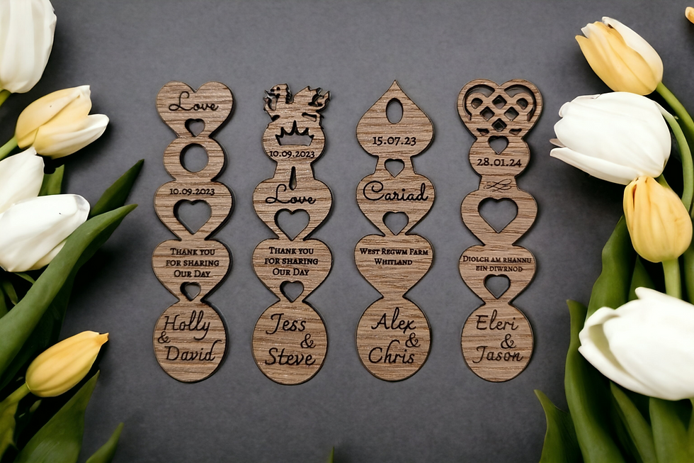 Thumbnail: 10 x Personalised Oak Wood Welsh Dragon Celtic Heart Love Spoon Wedding favour