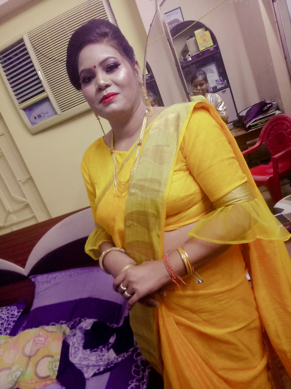Ritu Jaiswal Professional Makeup Artist 