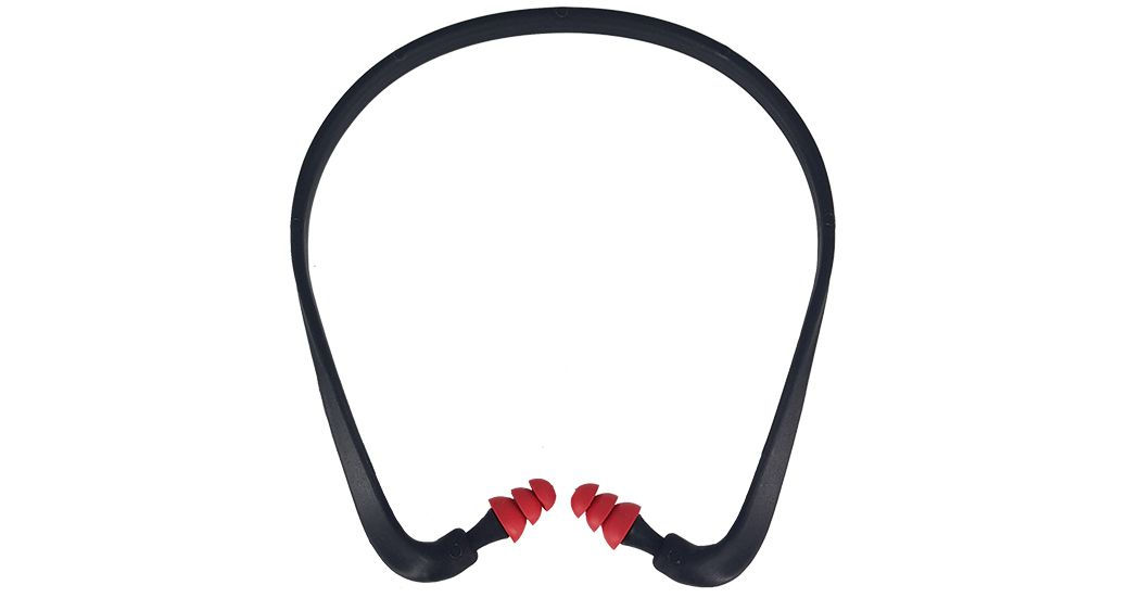 Siyah kulaklık Arga Wolf Fast Comfort Düşüş Durdurma Kmr XL/XXL kırmızı kulak tıkaçları beyaz zemin.