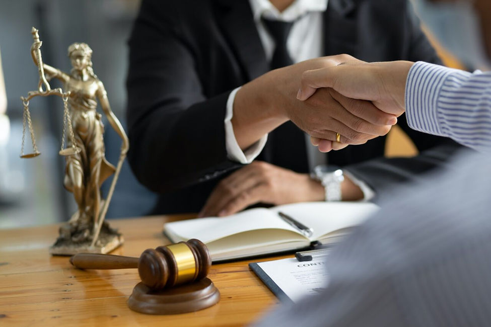 legal-consulting-services-legal-negotiations-lawyer-are-signing-legal-contract-agreement-d