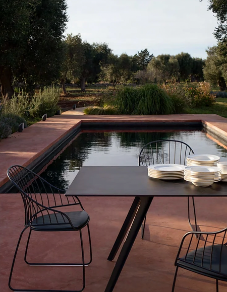 POTOCCO OUTDOOR TABLE