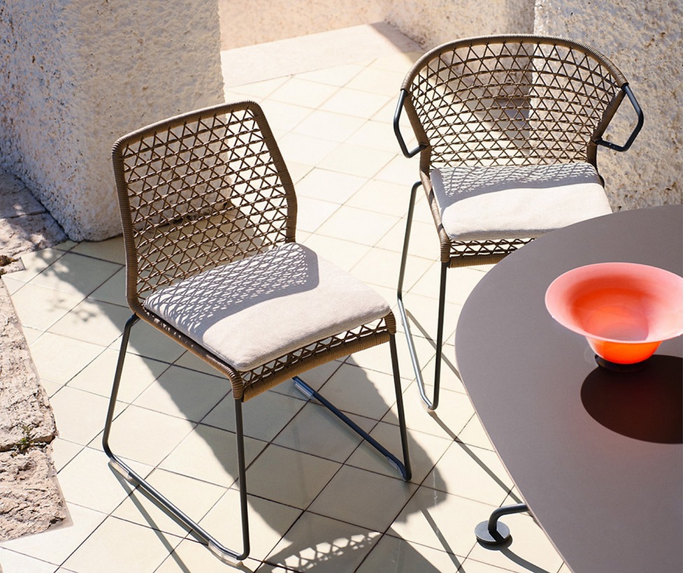 Thumbnail: Vela Lounge Chair