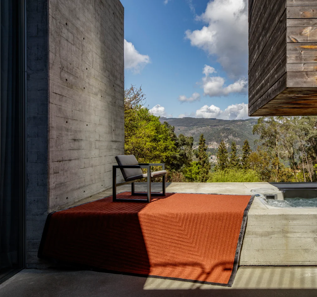 Ferreirade armchair Sáchi