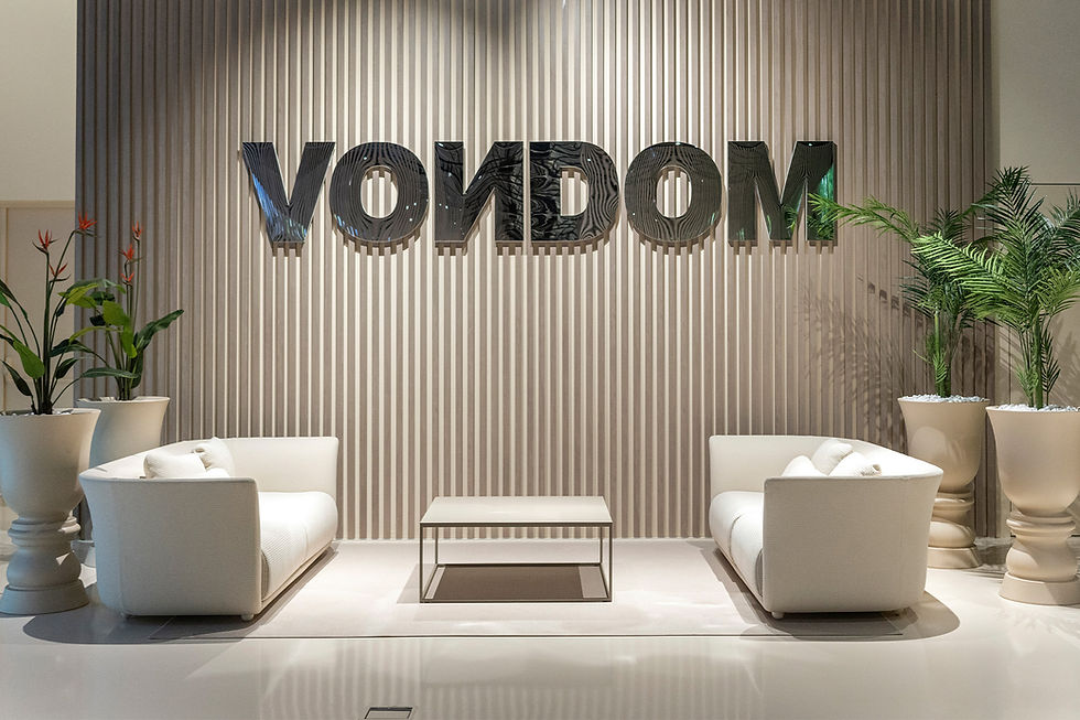 Vondom Suave Table