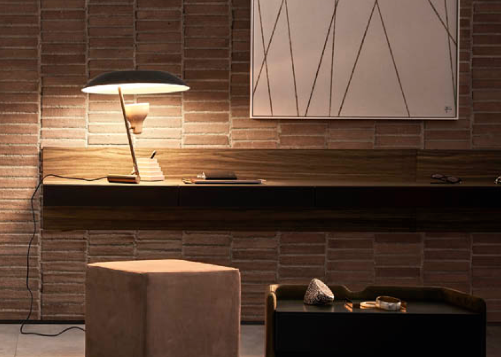 Ala Floating Desk